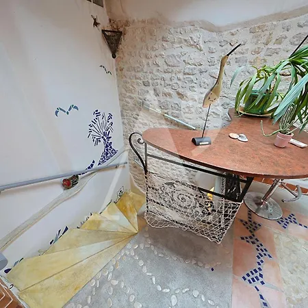 Prázdninový dům Maison Atypique Avec Garage En Coeur De La Rochelle (Charente-Maritime)